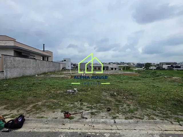 Terreno com 673m², à venda, no bairro Colonial Village II em Pindamonhangaba