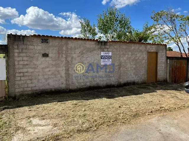 Terreno com 200m², à venda, no bairro Carolina Parque em Goiânia