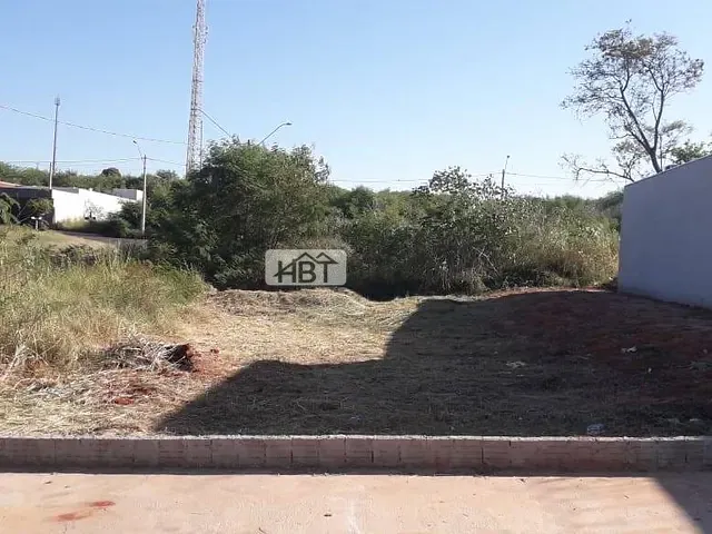 Terreno com 146m², à venda, no bairro Parque Residencial Castelo em Bauru