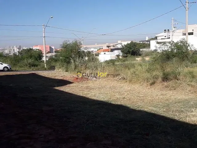 Terreno com 146m², à venda, no bairro Parque Residencial Castelo em Bauru