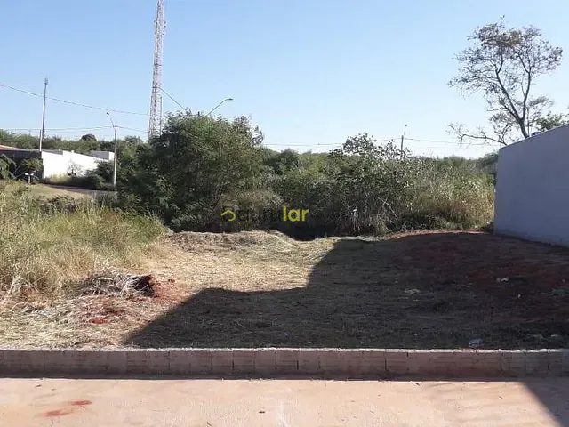 Terreno com 146m², à venda, no bairro Parque Residencial Castelo em Bauru