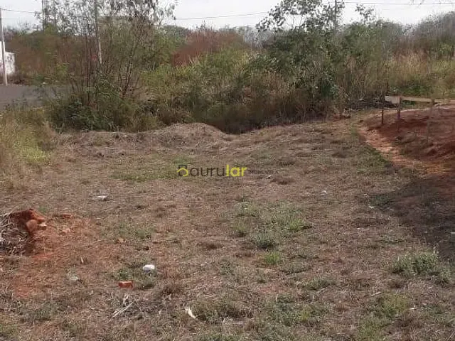 Terreno com 146m², à venda, no bairro Parque Residencial Castelo em Bauru