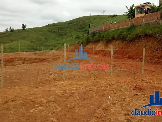 Terreno à venda, no bairro Piteiras em Barra Mansa