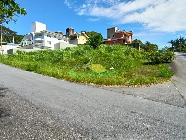 Terreno com 855m², à venda, no bairro João Paulo em Florianópolis
