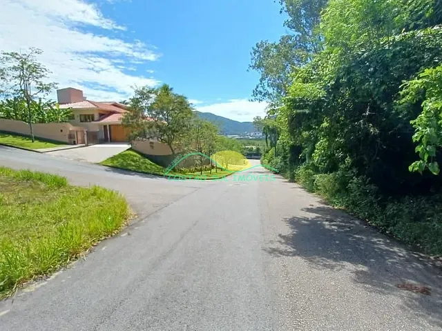 Terreno com 855m², à venda, no bairro João Paulo em Florianópolis