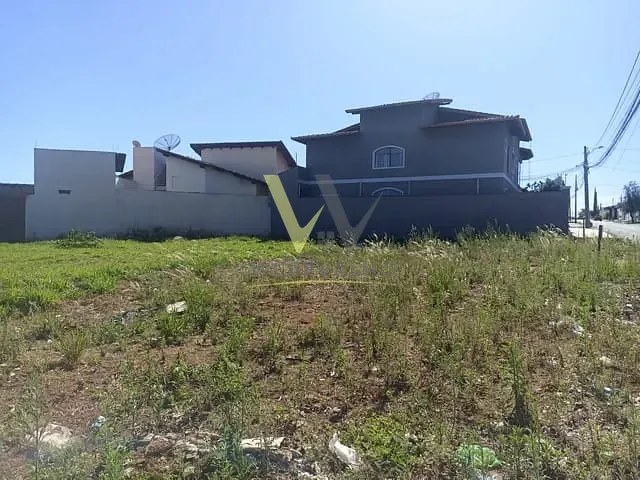 Terreno com 425m², à venda, no bairro Alvorada em Anápolis