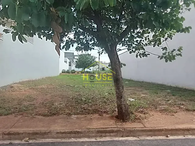 Terreno com 250m², à venda, no bairro Jardim Residencial Eulália em Votuporanga