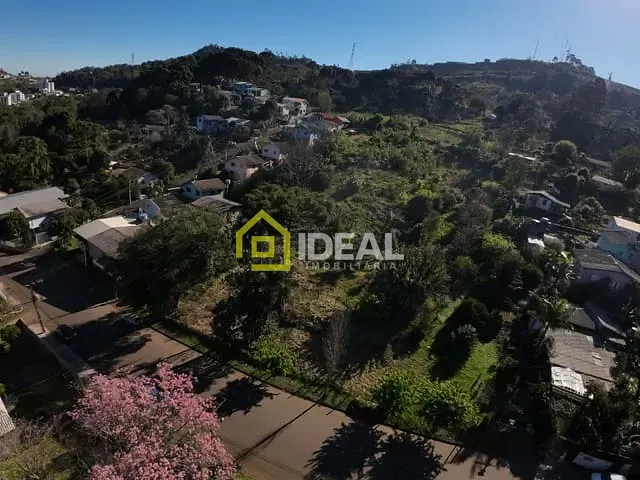 Terreno com 6000m², à venda, no bairro Arvoredo em Concórdia