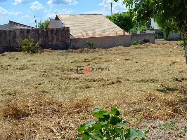 Terreno com 300m², à venda, no bairro Jd. São Francisco em Ibiporã
