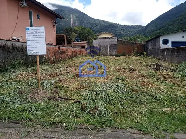 Terreno com 402m², à venda, no bairro Verde Mar em Caraguatatuba