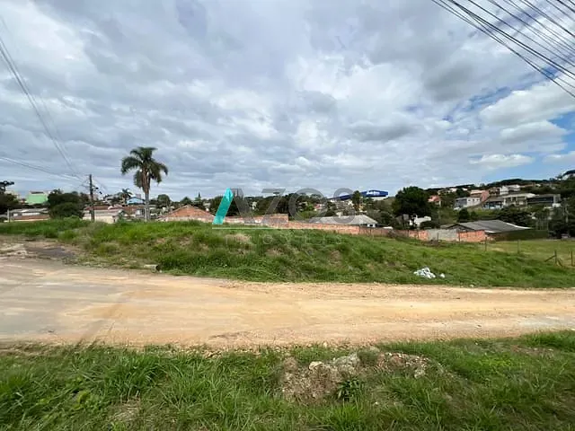 Terreno com 600m², à venda, no bairro Canguiri em Colombo