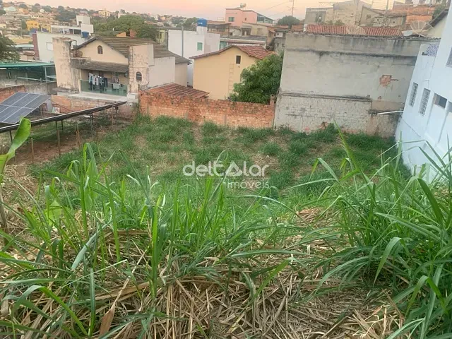 Terreno com 720m², à venda, no bairro Planalto em Belo Horizonte