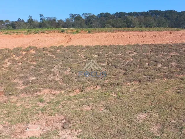 Terreno com 1506m², à venda, no bairro Ivoturucaia em Jundiaí