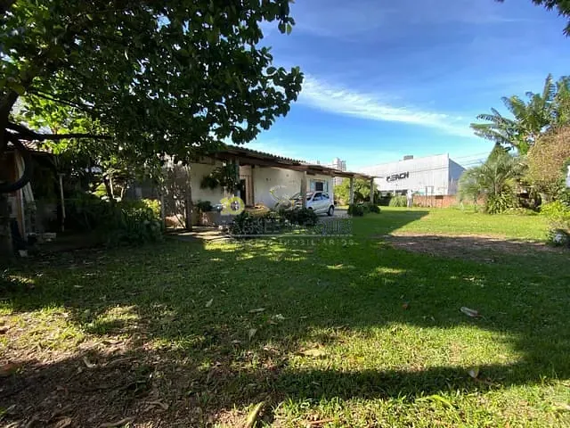 Terreno com 832m², à venda, no bairro Caminho Novo em Palhoça
