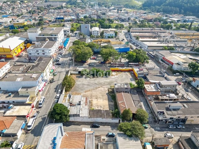 Terreno com 1870m², à venda ou para alugar, no bairro Altos de Jordanésia (Jordanésia) em Cajamar
