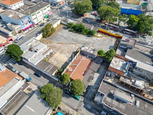 Terreno com 1870m², à venda ou para alugar, no bairro Altos de Jordanésia (Jordanésia) em Cajamar