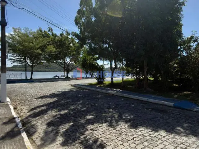 Terreno com 274m², à venda, no bairro Pontal em Ilhéus