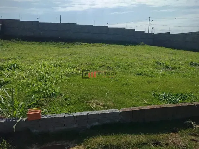 Terreno com 256m², à venda, no bairro Gleba Simon Frazer em Londrina