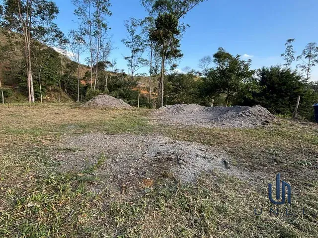Terreno com 1263m², à venda, no bairro Nossa Senhora do Amparo em Barra Mansa