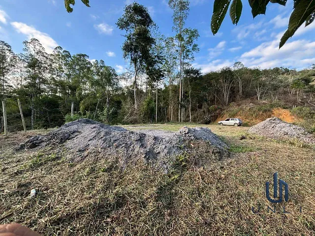 Terreno com 1263m², à venda, no bairro Nossa Senhora do Amparo em Barra Mansa