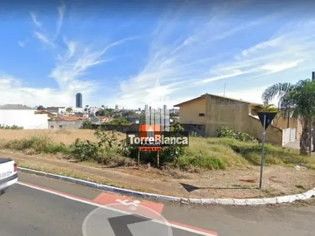 Terreno com 1210m², à venda, no bairro Uvaranas em Ponta Grossa