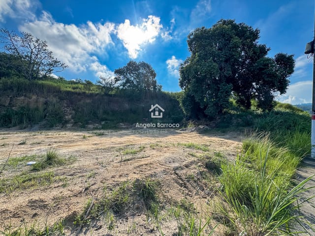 Terreno com 2000m², à venda, no bairro Chácaras de Inoã (Inoã) em Maricá