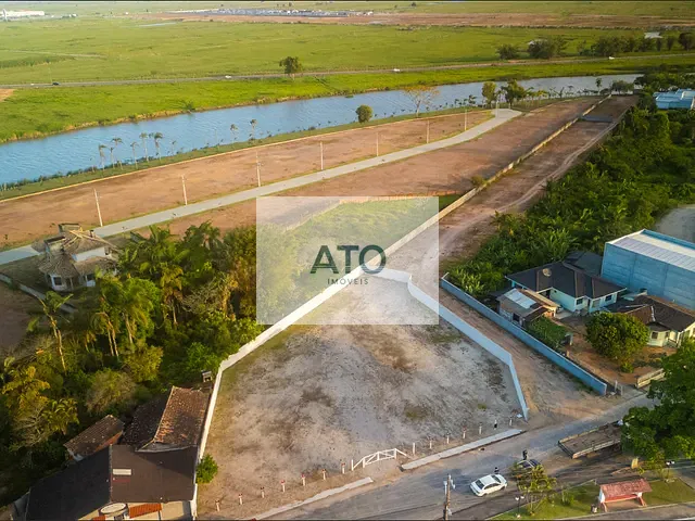 Terreno com 1750m², à venda, no bairro xv de novembro em Tijucas
