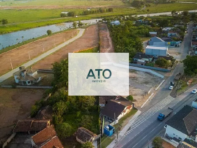 Terreno com 1750m², à venda, no bairro xv de novembro em Tijucas