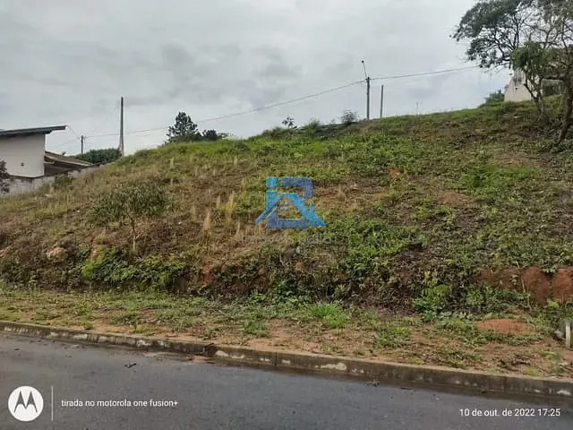 Terreno com 325m², à venda, no bairro Condomínio Jardim das Paineiras em Itatiba