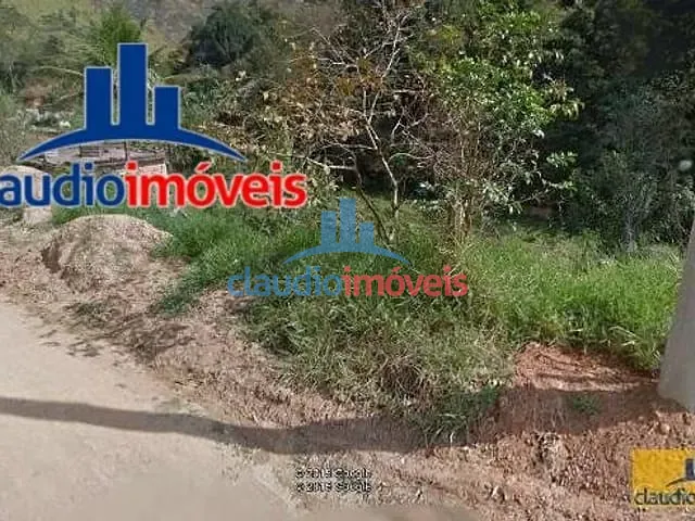 Terreno à venda, no bairro Roselândia em Barra Mansa