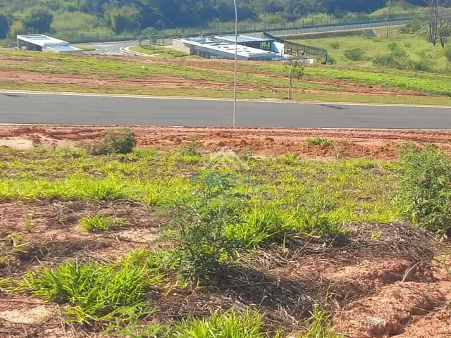 Terreno com 1500m², à venda, no bairro Ivoturucaia em Jundiaí