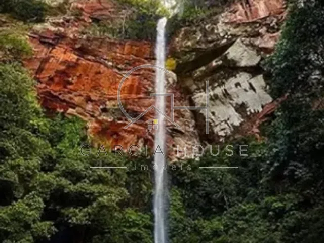 Terreno com 4300m², à venda, no bairro Jardim Nova Altinópolis em Altinópolis