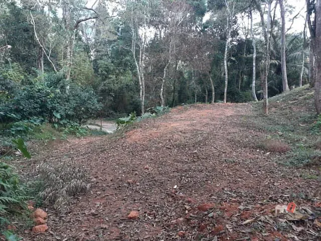 Terreno com 7740m², à venda, no bairro Araras em Petrópolis