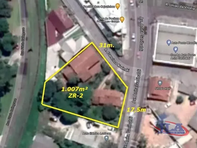 Terreno à venda, no bairro São Lourenço em Curitiba