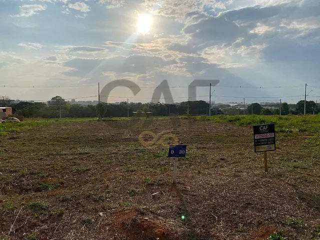 Terreno com 256m², à venda, no bairro Jardim Europa em Holambra