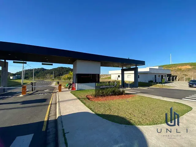 Terreno com 240m², à venda, no bairro Casa de Pedra em Volta Redonda