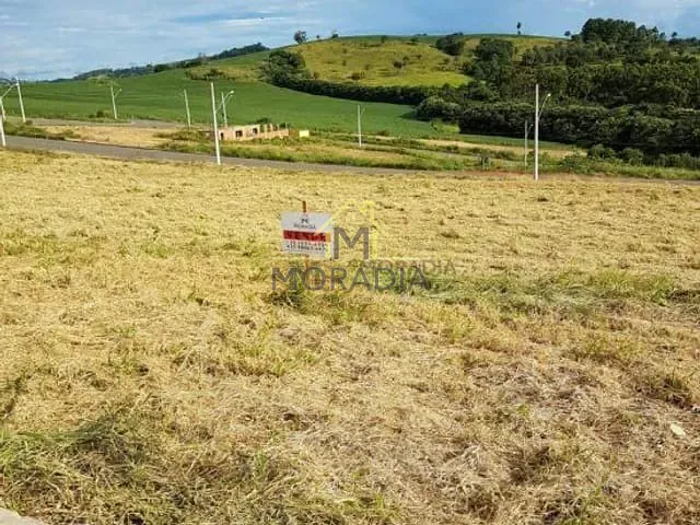 Terreno com 360m², à venda, no bairro Vale Da Mata em Guaxupé