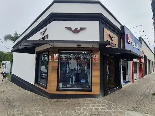 Terreno com 750m², à venda, no bairro Bacacheri em Curitiba