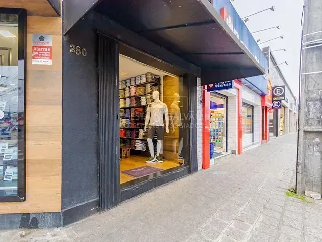 Terreno com 750m², à venda, no bairro Bacacheri em Curitiba