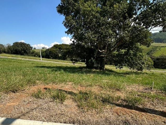 Terreno com 215m², à venda, no bairro Mirante Do Matão em Extrema