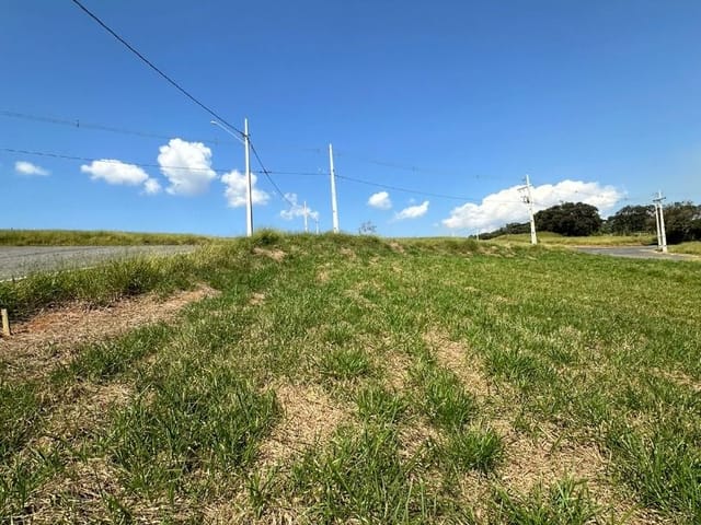 Terreno com 215m², à venda, no bairro Mirante Do Matão em Extrema