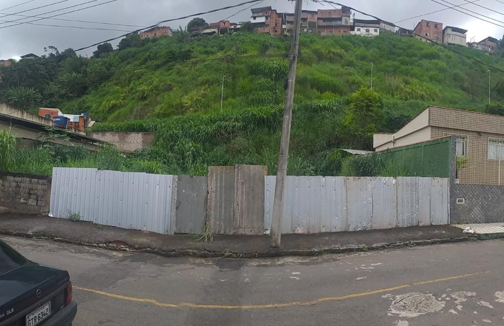 Terreno à Venda em Vila Ideal