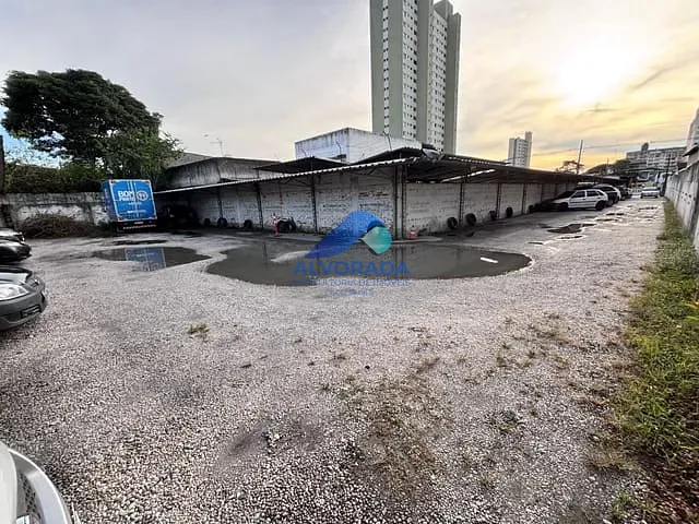 Terreno com 721m², à venda, no bairro Centro em São José dos Campos