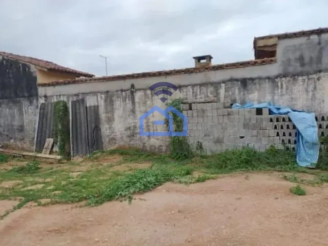 Terreno com 250m², à venda, no bairro Praia das Palmeiras em Caraguatatuba