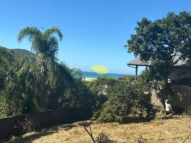 Terreno com 426m², à venda, no bairro São João do Rio Vermelho em Florianópolis