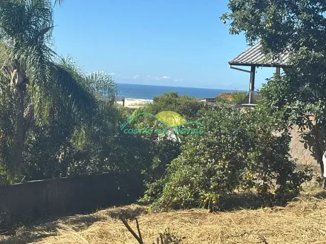 Terreno com 426m², à venda, no bairro São João do Rio Vermelho em Florianópolis