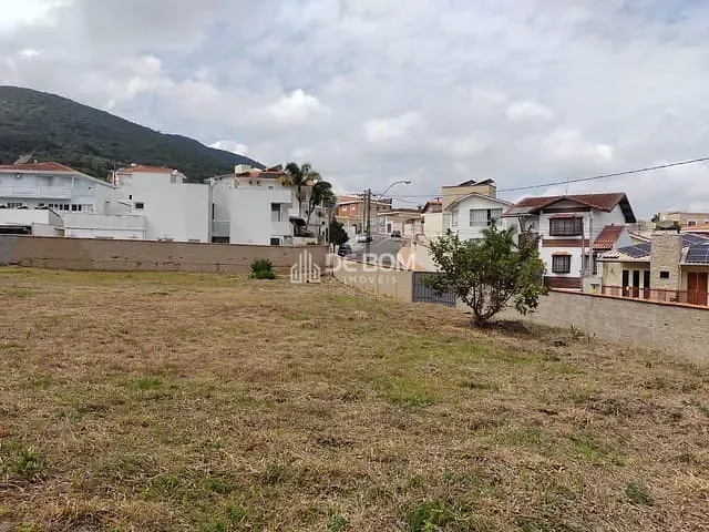 Terreno com 797m², à venda, no bairro Jardim dos Estados em Poços de Caldas
