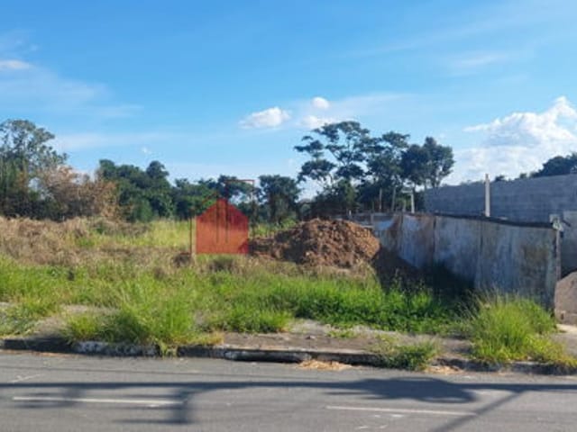 Terreno com 175m², à venda, no bairro Conjunto Residencial Araretama em Pindamonhangaba