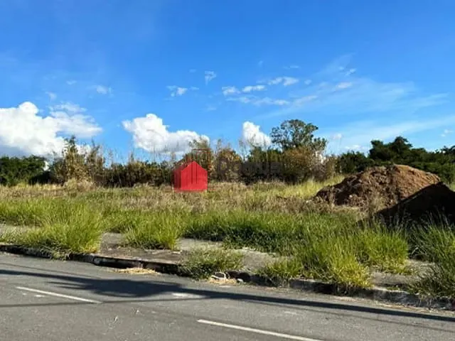Terreno com 175m², à venda, no bairro Conjunto Residencial Araretama em Pindamonhangaba