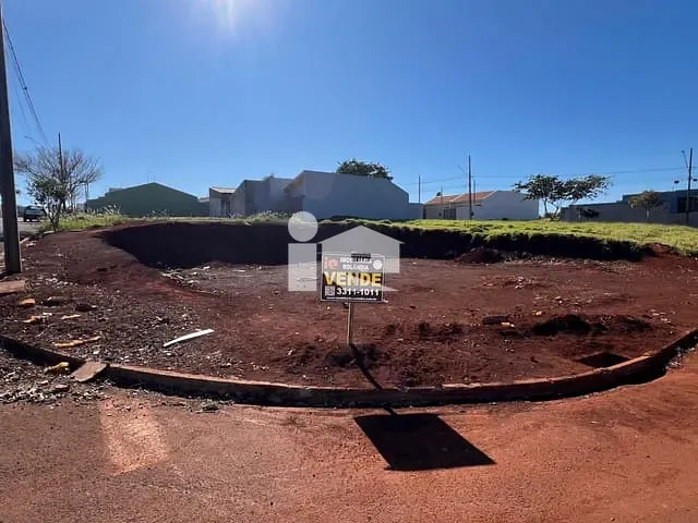 Terreno com 272m², à venda, no bairro Residencial Benedito Ferreira em Rolândia